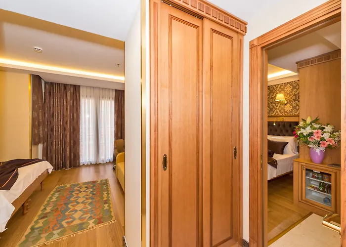 Aprilis Gold - Special Category Отель Стамбул