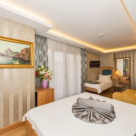Aprilis Gold - Special Category Hotell 4*