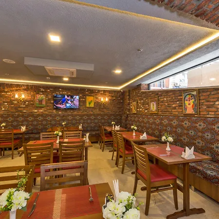 Aprilis Gold - Special Category 4*