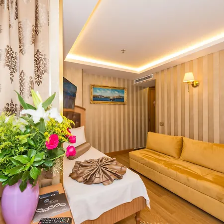 Otel Aprilis Gold - Special Category 4*