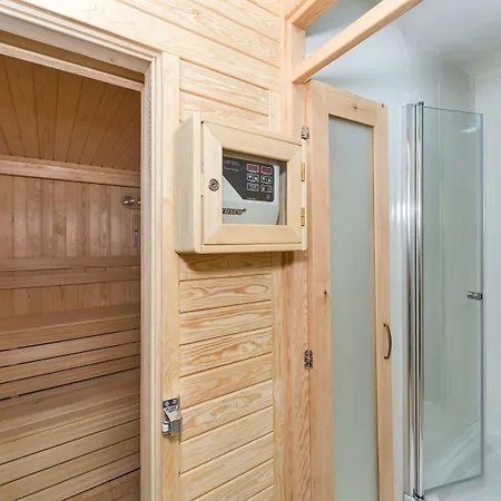 Aprilis Gold - Special Category Hotel 4*