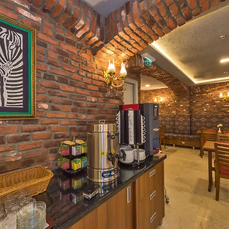 Aprilis Gold - Special Category